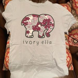 Ivory Ella pocket t-shirt